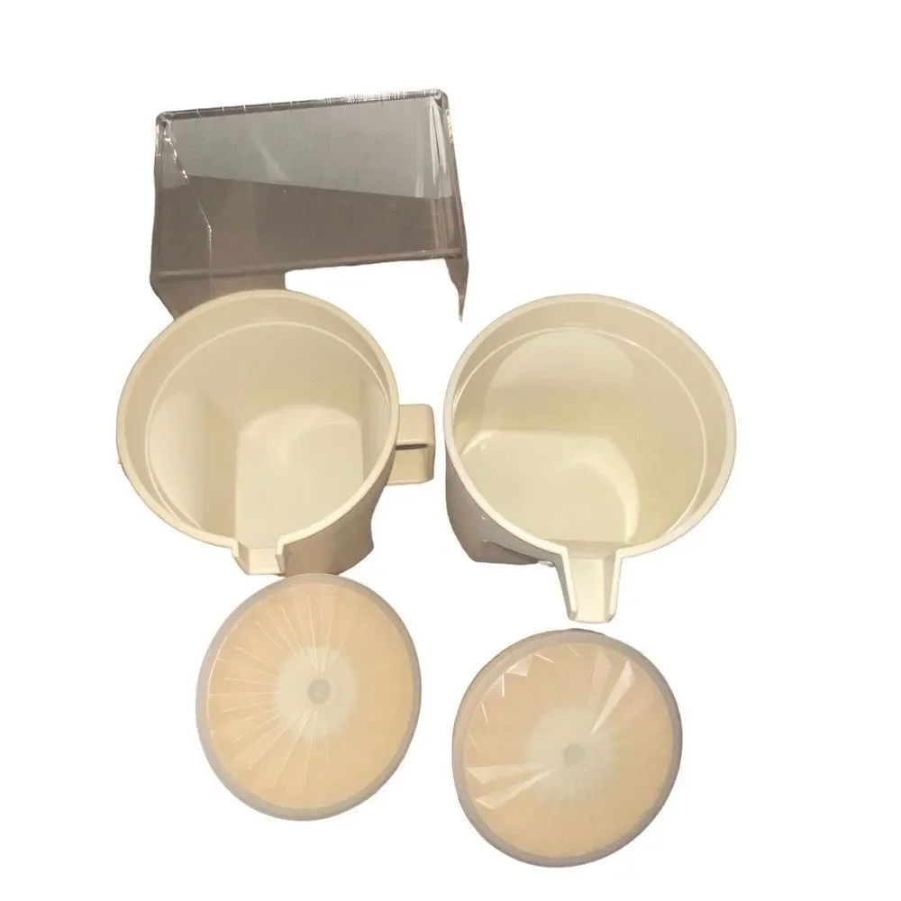 VINTAGE TUPPERWARE CREAMER #1414-5 & SUGAR #1415-6, BEIGE W/HARVEST GOLD LIDS!